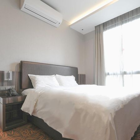 Amrise Hotel Kitchener Singapore Exterior photo