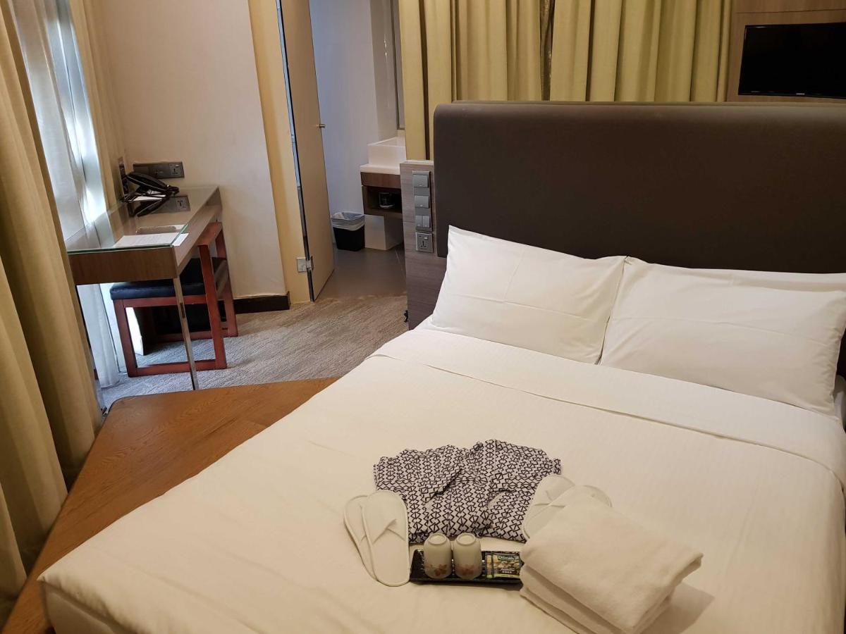 Amrise Hotel Kitchener Singapore Exterior photo