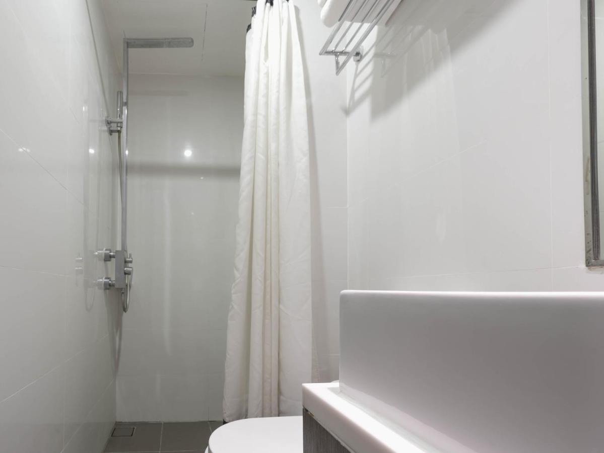 Amrise Hotel Kitchener Singapore Exterior photo