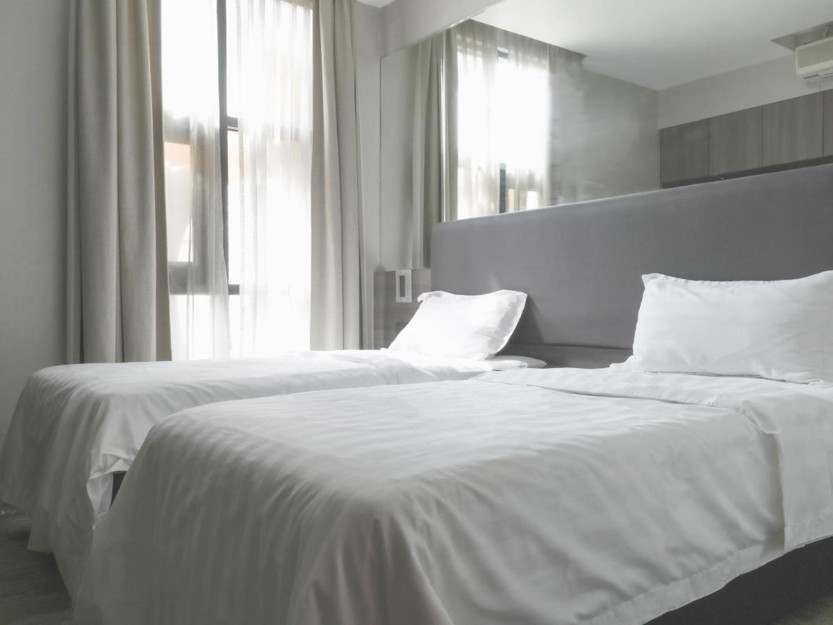 Amrise Hotel Kitchener Singapore Exterior photo